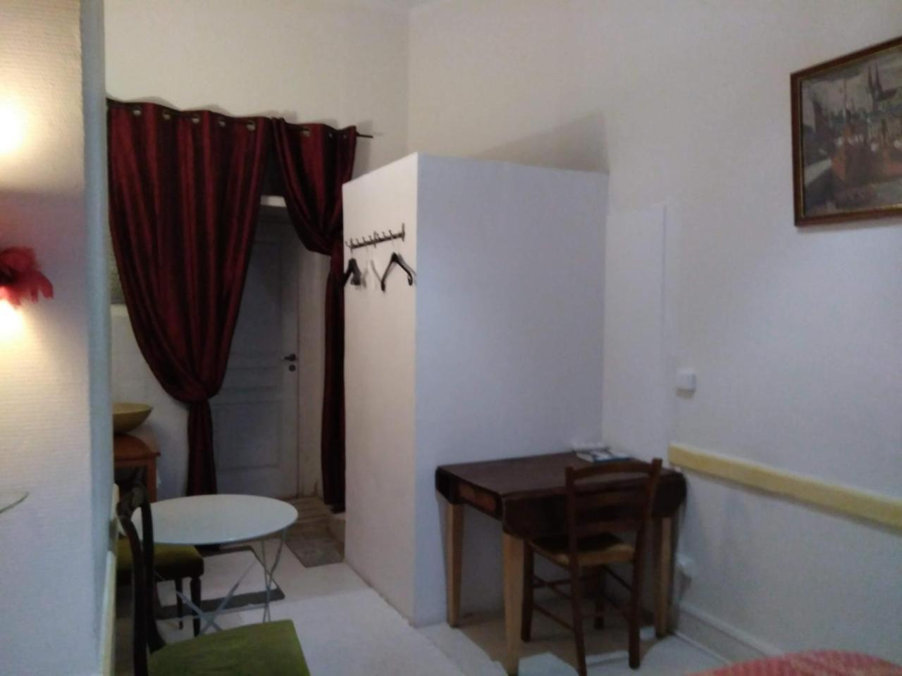 Chambres Les Soyeuses Lione Esterno foto