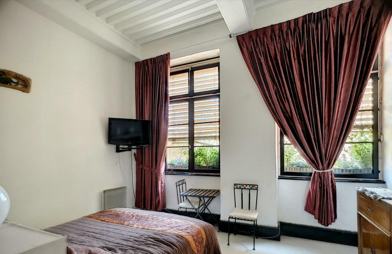 Chambres Les Soyeuses Lione Esterno foto